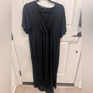 Boohoo size 12 Black mock wrap short Sleeve Dress
